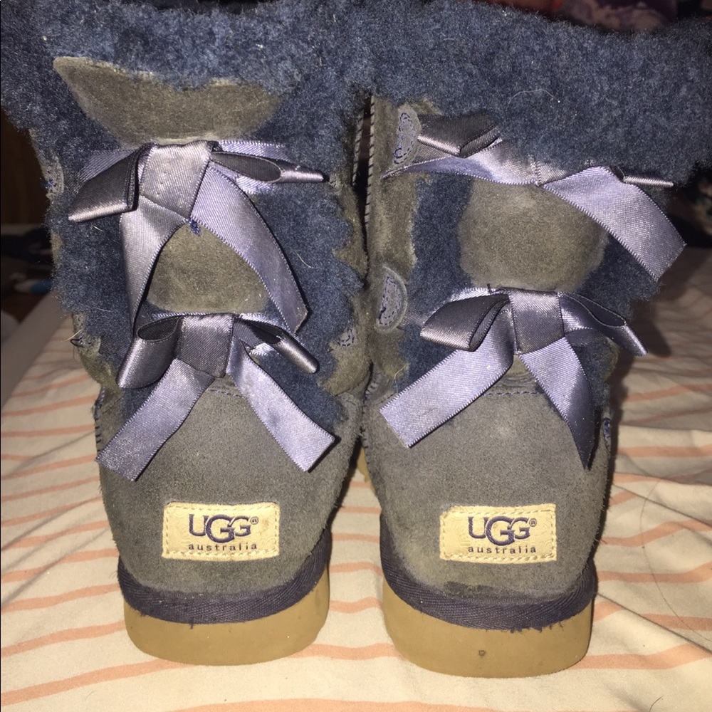 Water Damaged Bailey Bow Uggs
